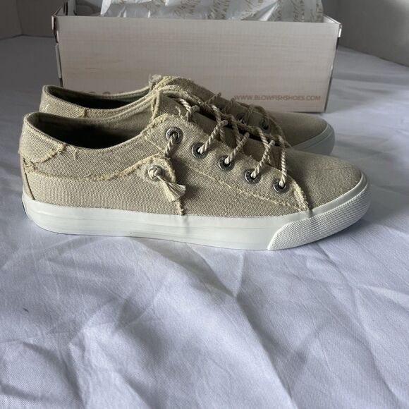 Blowfish Malibu Women's Martina Sand Dollar  Slip On Sneakers 9 - Picture 3 of 8